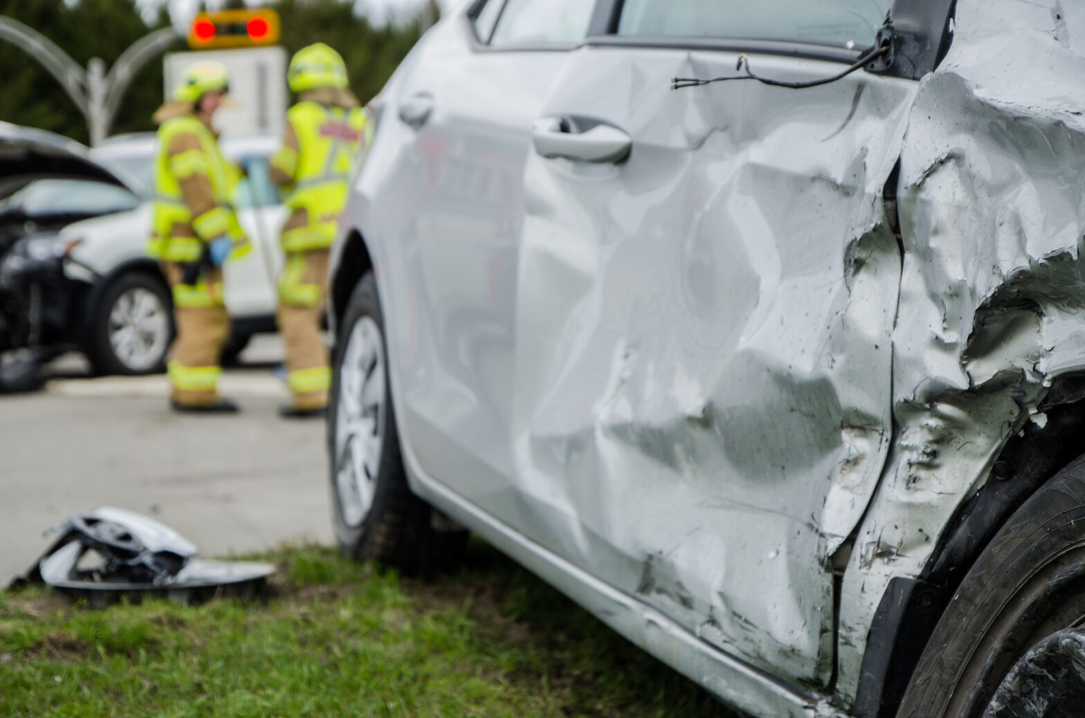 Car crashed from a truck accident that can benefit from lawyers in Baton Rouge